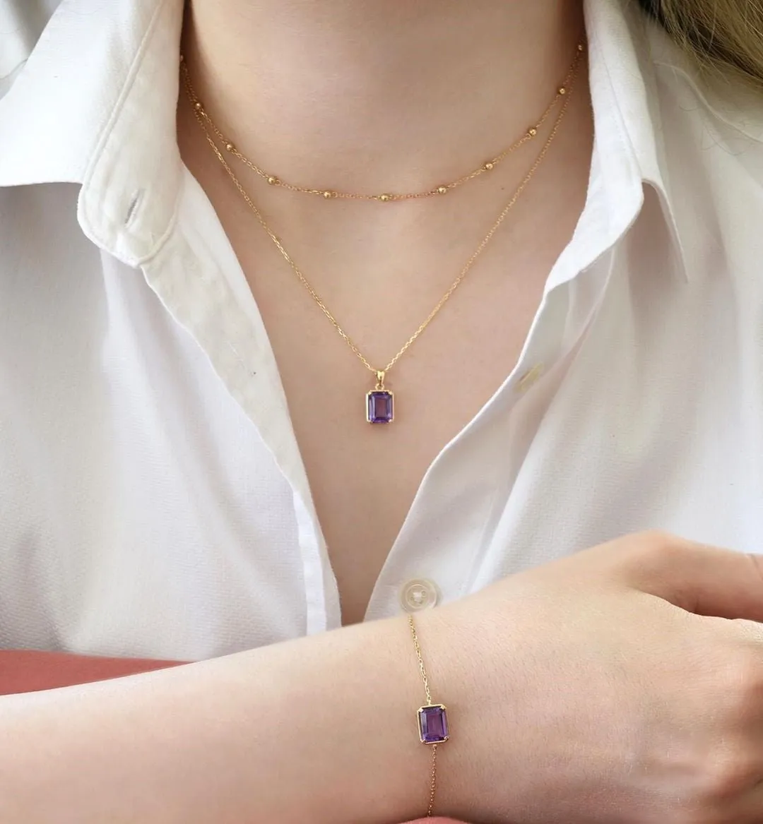 Seta Necklace in Garnet